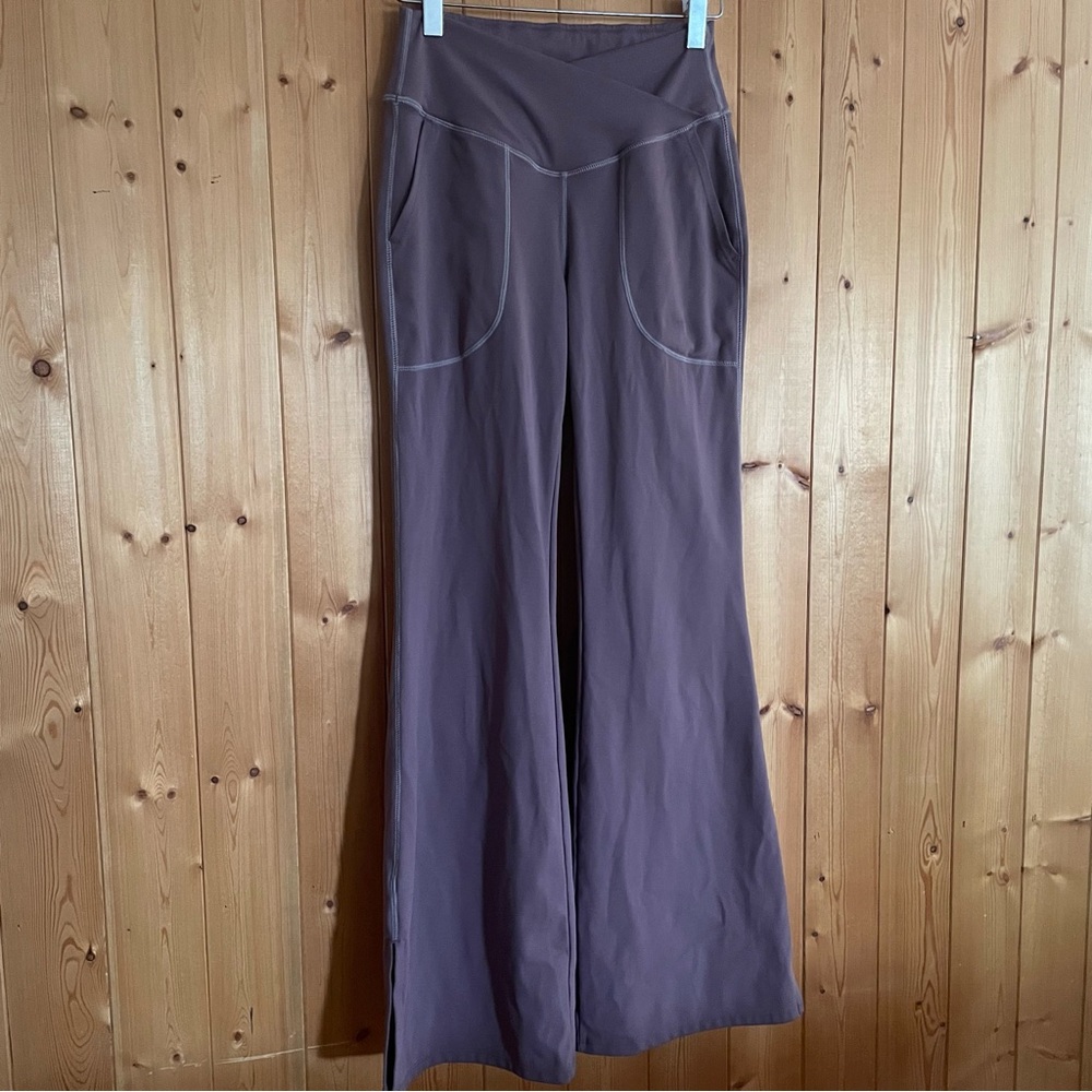Flared Yoga Pant